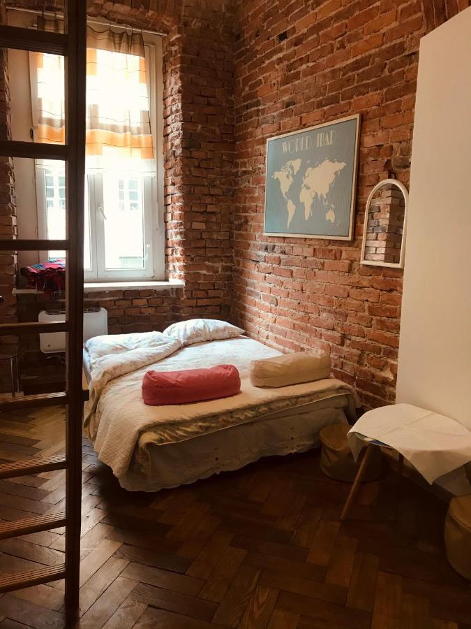 Planty Hostel Краков Экстерьер фото